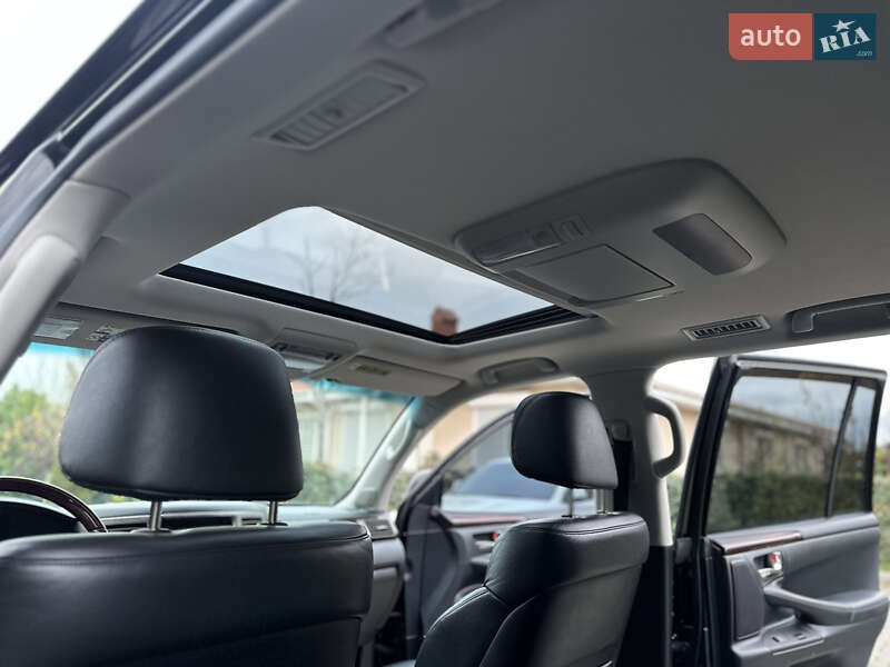 Внедорожник / Кроссовер Lexus LX 2011 в Одессе