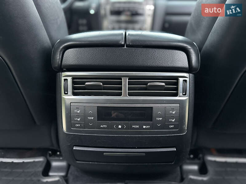 Внедорожник / Кроссовер Lexus LX 2011 в Одессе