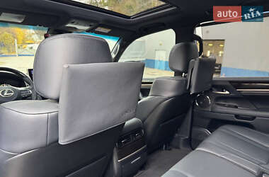 Внедорожник / Кроссовер Lexus LX 2019 в 