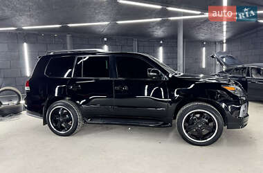Позашляховик / Кросовер Lexus LX 2008 в 