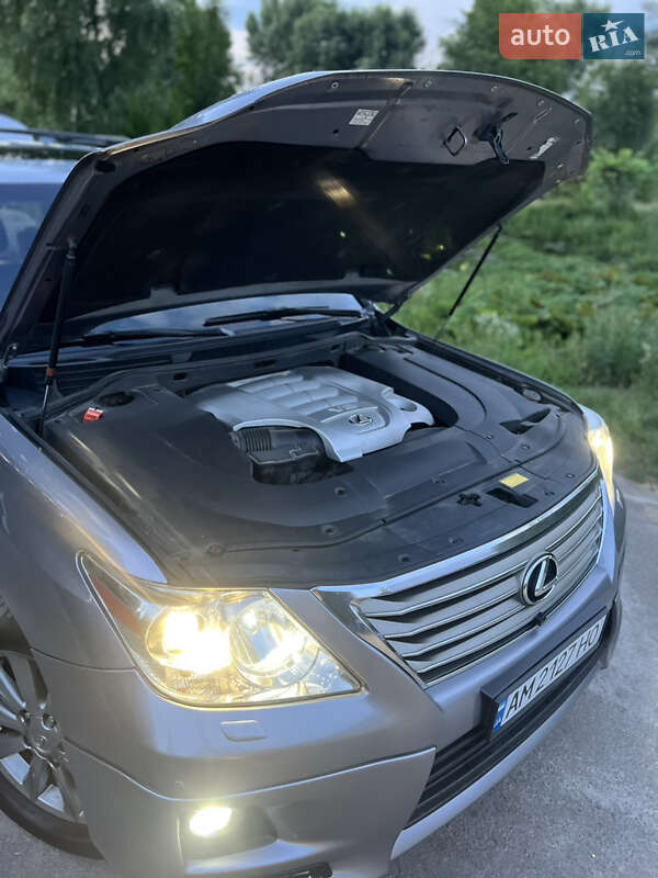 Внедорожник / Кроссовер Lexus LX 2011 в Коростышеве фото 2 Внедорожник / Кроссовер Lexus LX 2011 в Коростышеве