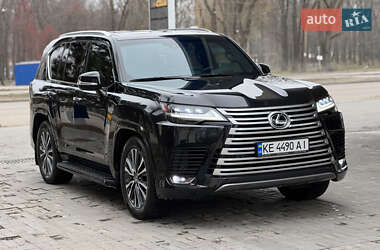 Позашляховик / Кросовер Lexus LX 2022 в Дніпрі