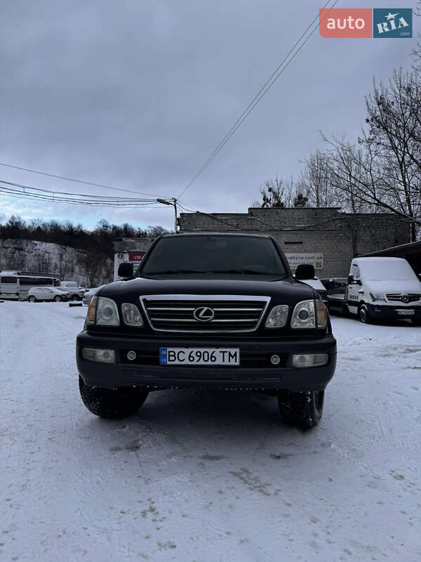 Позашляховик / Кросовер Lexus LX 2005 в Львові