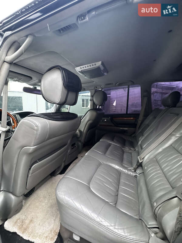 Позашляховик / Кросовер Lexus LX 2005 в Львові