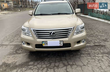 Внедорожник / Кроссовер Lexus LX 2008 в 