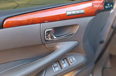 Внедорожник / Кроссовер Lexus LX 2008 в 