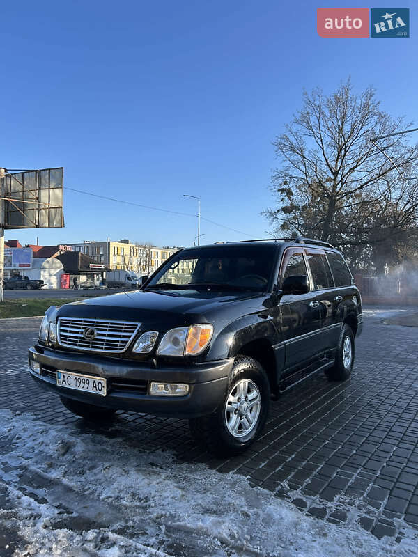 Внедорожник / Кроссовер Lexus LX 1999 в 