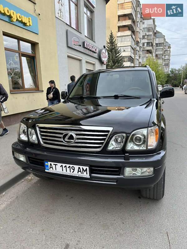 Внедорожник / Кроссовер Lexus LX 2004 в Ивано-Франковске