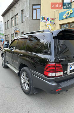 Внедорожник / Кроссовер Lexus LX 2004 в 