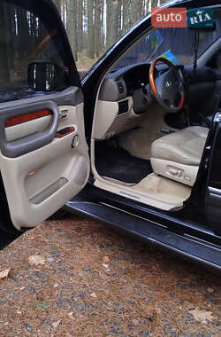Позашляховик / Кросовер Lexus LX 2003 в 