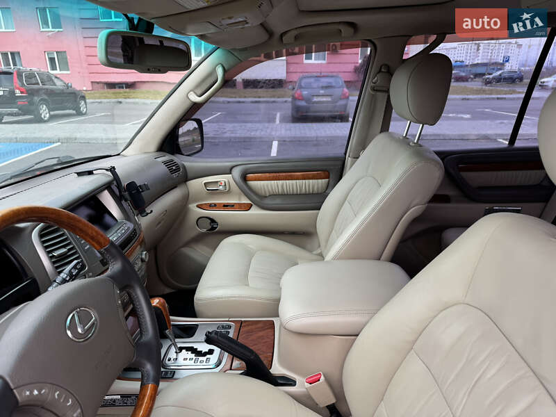 Позашляховик / Кросовер Lexus LX 2005 в Вінниці