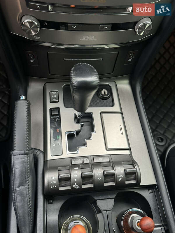 Позашляховик / Кросовер Lexus LX 2013 в Києві