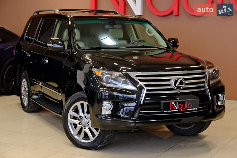 Внедорожник / Кроссовер Lexus LX 2013 в Одессе