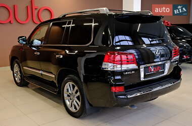 Внедорожник / Кроссовер Lexus LX 2013 в 