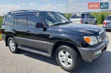 Внедорожник / Кроссовер Lexus LX 2005 в Черновцах