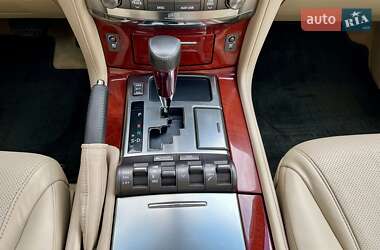 Внедорожник / Кроссовер Lexus LX 2010 в 