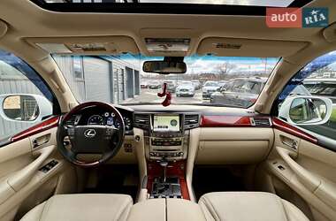 Внедорожник / Кроссовер Lexus LX 2010 в 