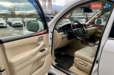 Внедорожник / Кроссовер Lexus LX 2010 в 