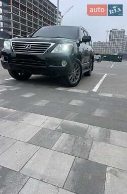 Внедорожник / Кроссовер Lexus LX 2010 в Киеве