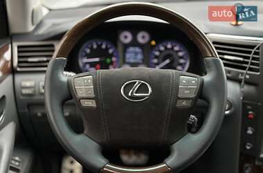 Внедорожник / Кроссовер Lexus LX 2008 в Черновцах