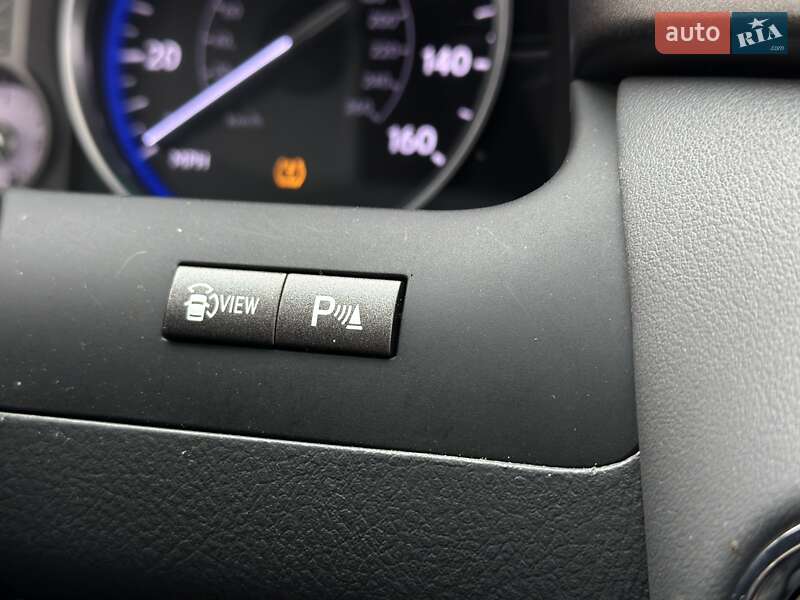 Позашляховик / Кросовер Lexus LX 2008 в Чернівцях