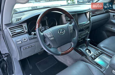 Внедорожник / Кроссовер Lexus LX 2008 в Киеве