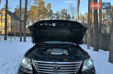 Внедорожник / Кроссовер Lexus LX 2008 в Киеве