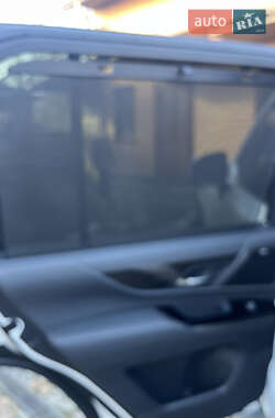 Внедорожник / Кроссовер Lexus LX 2022 в 