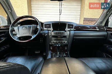 Внедорожник / Кроссовер Lexus LX 2010 в Тернополе