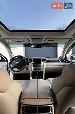 Внедорожник / Кроссовер Lexus LX 2012 в 