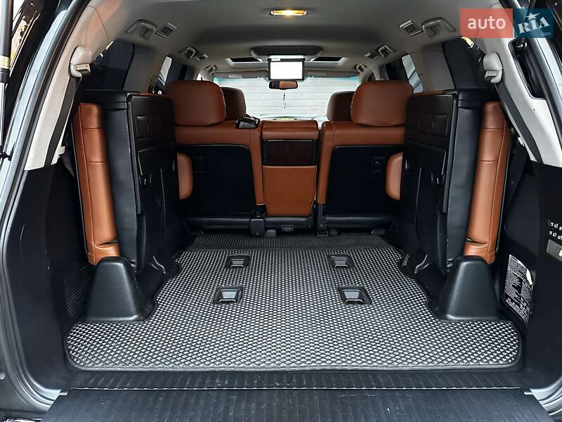 Внедорожник / Кроссовер Lexus LX 2011 в Тернополе