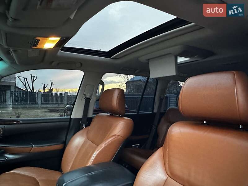 Внедорожник / Кроссовер Lexus LX 2011 в Тернополе