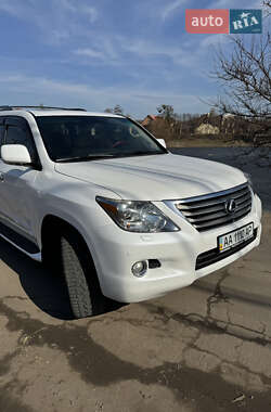 Внедорожник / Кроссовер Lexus LX 2010 в Киеве