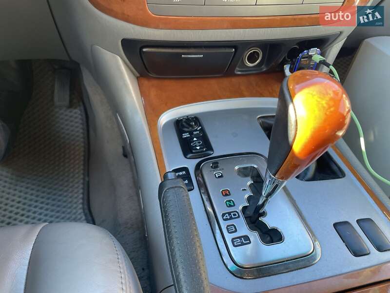 Внедорожник / Кроссовер Lexus LX 2006 в Самборе