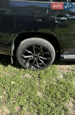 Внедорожник / Кроссовер Lexus LX 2008 в 