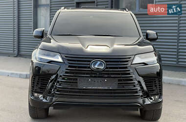 Внедорожник / Кроссовер Lexus LX 2023 в 