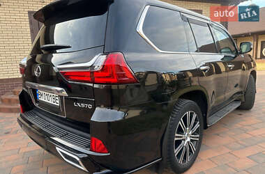 Внедорожник / Кроссовер Lexus LX 2019 в 
