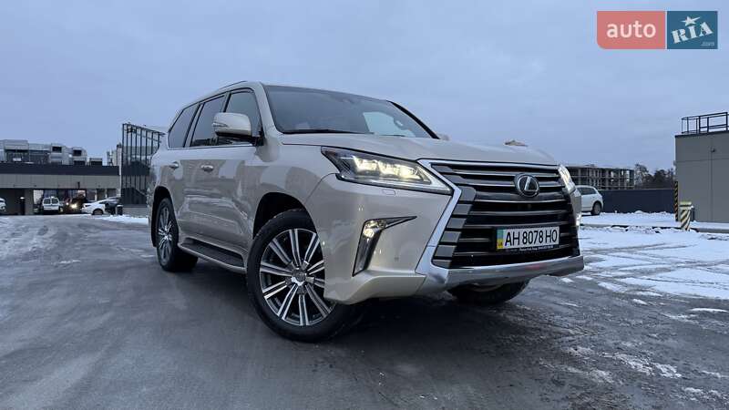 Позашляховик / Кросовер Lexus LX 2016 в 