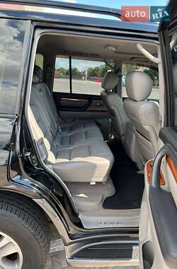Внедорожник / Кроссовер Lexus LX 2007 в 