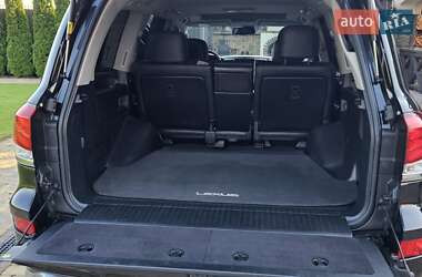 Позашляховик / Кросовер Lexus LX 2012 в 