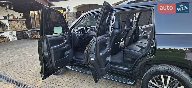 Внедорожник / Кроссовер Lexus LX 2012 в Киеве