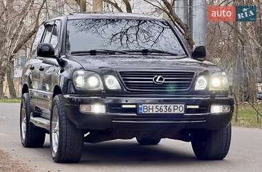 Внедорожник / Кроссовер Lexus LX 2003 в 