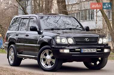 Внедорожник / Кроссовер Lexus LX 2003 в 