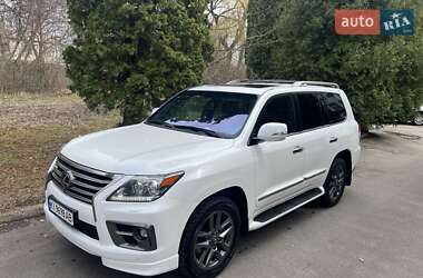 Внедорожник / Кроссовер Lexus LX 2013 в 
