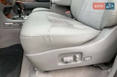 Внедорожник / Кроссовер Lexus LX 2005 в 