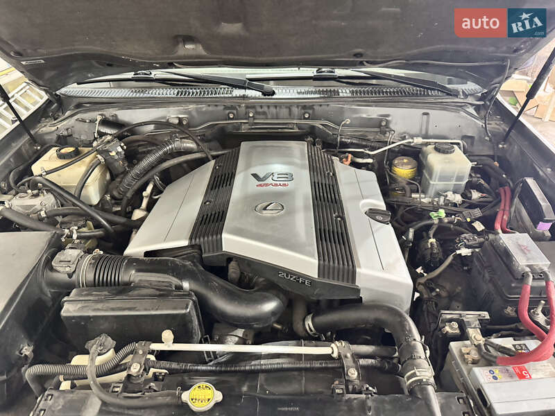 Позашляховик / Кросовер Lexus LX 2003 в Слов'янську