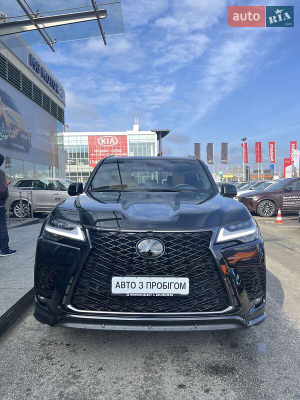 Внедорожник / Кроссовер Lexus LX 2024 в Киеве