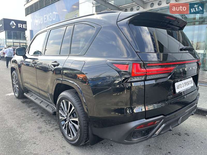 Внедорожник / Кроссовер Lexus LX 2024 в Киеве