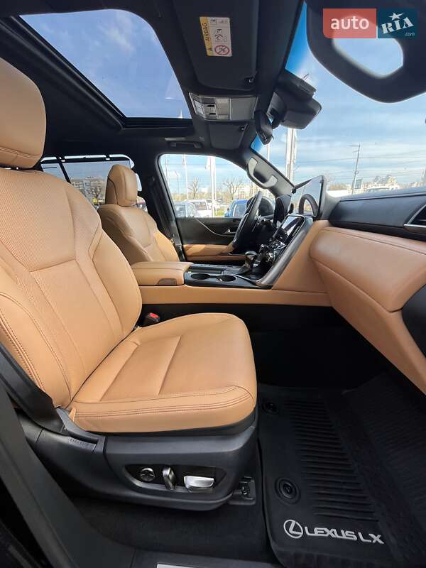 Внедорожник / Кроссовер Lexus LX 2024 в Киеве