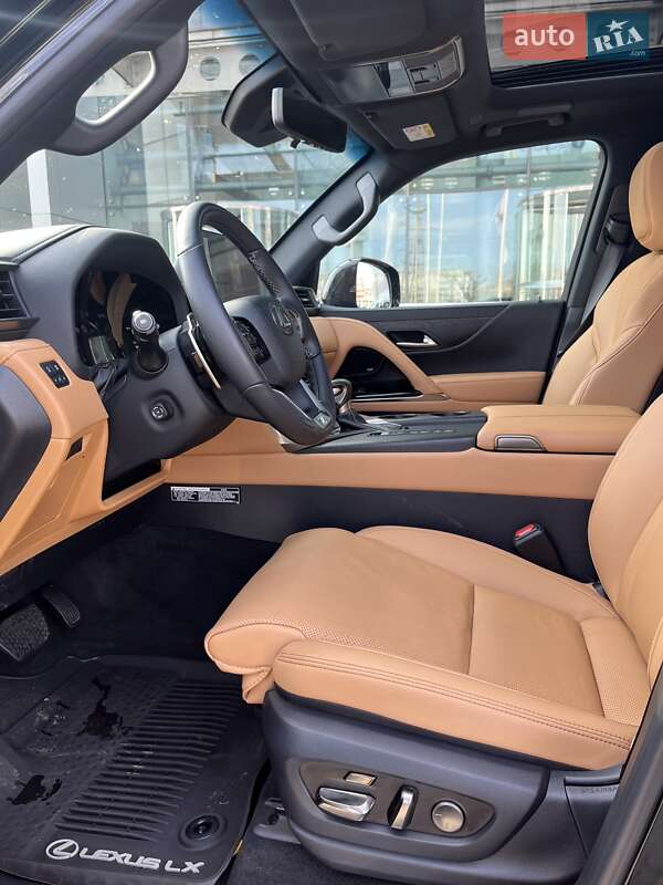 Внедорожник / Кроссовер Lexus LX 2024 в Киеве